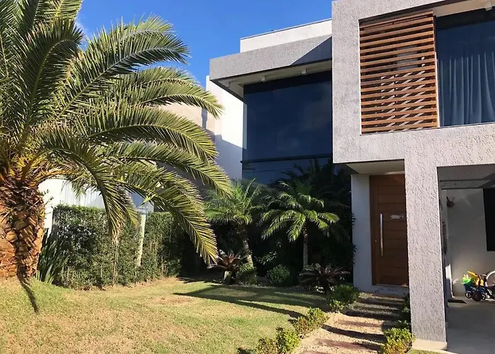 Verão Perfeito no Condomínio Malibu!